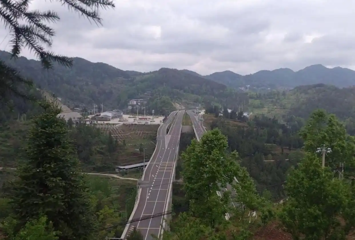 高速公里数_贵州高速公路密度排名_贵州高速公路里程